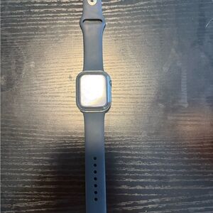 Apple Watch Series 8 GPS only